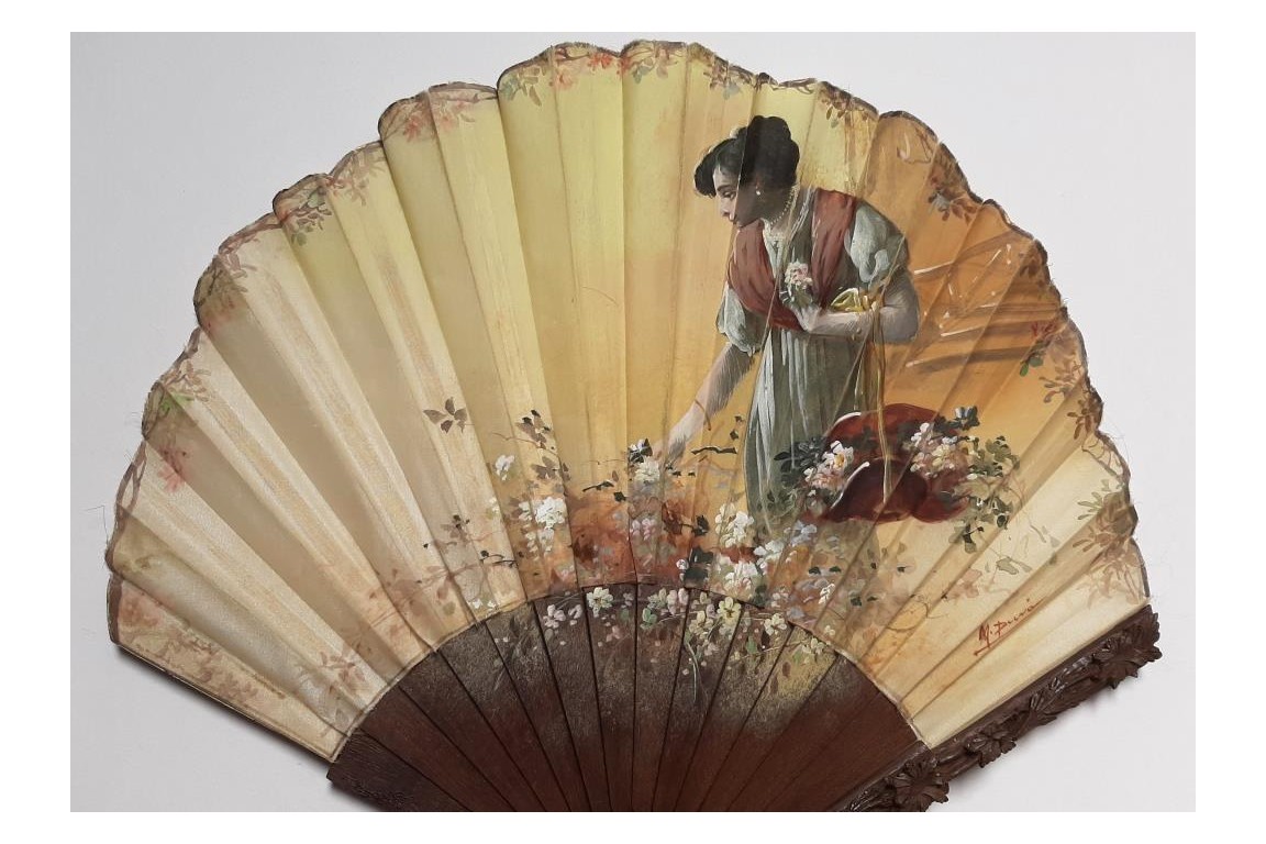 Flower picking, Colomina fan, Spain circa 1900-1920