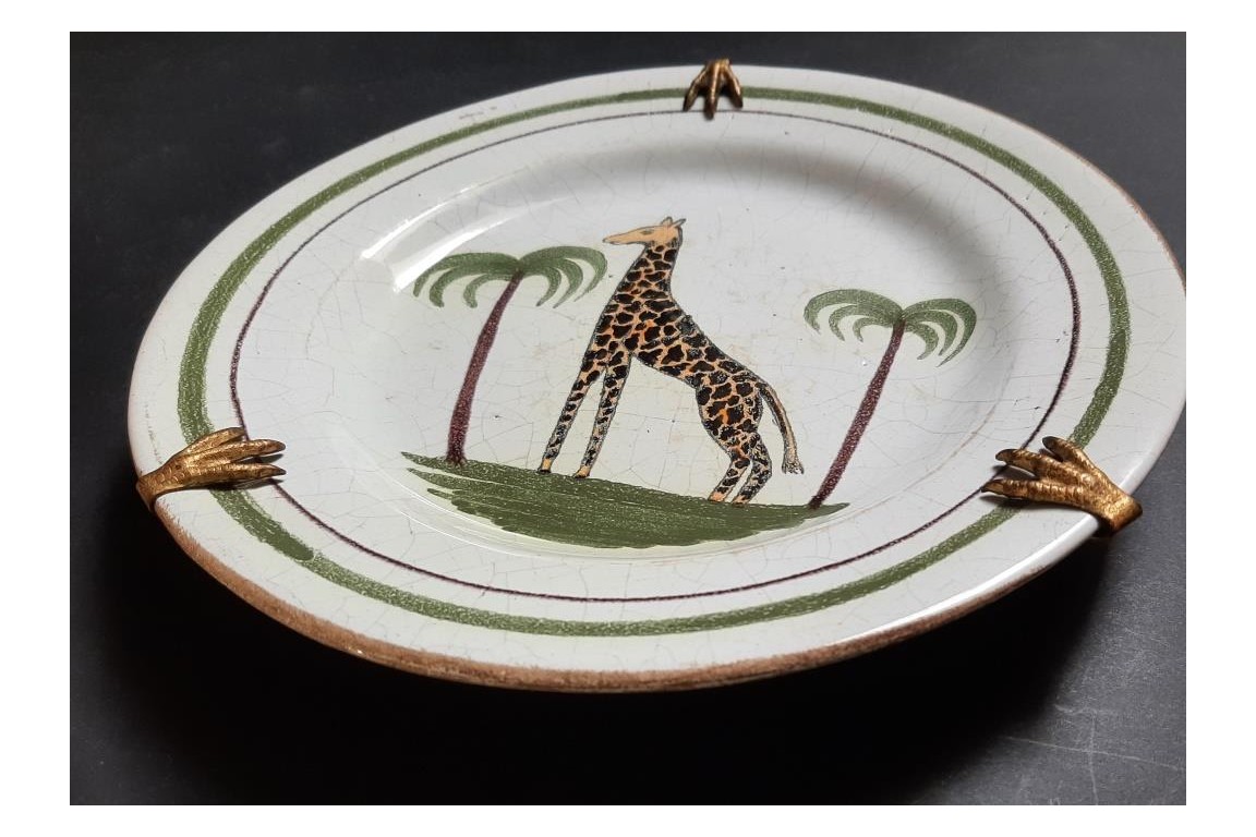 Zarafa, la girafe. Assiette, manufacture de Nevers, vers 1827