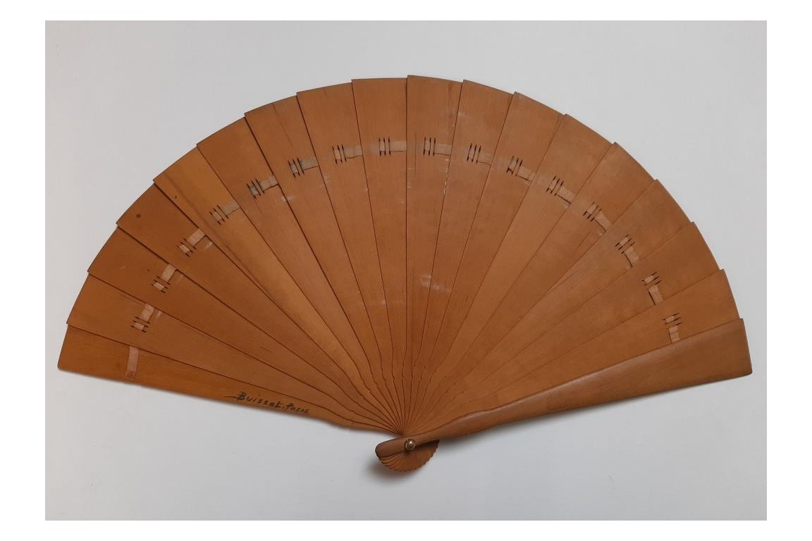 The seagull,  fan by Lucot for Buissot, circa 1900-1910