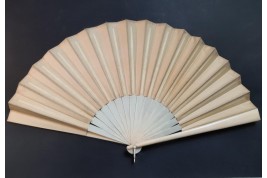 The four kitten, late 19th century fan