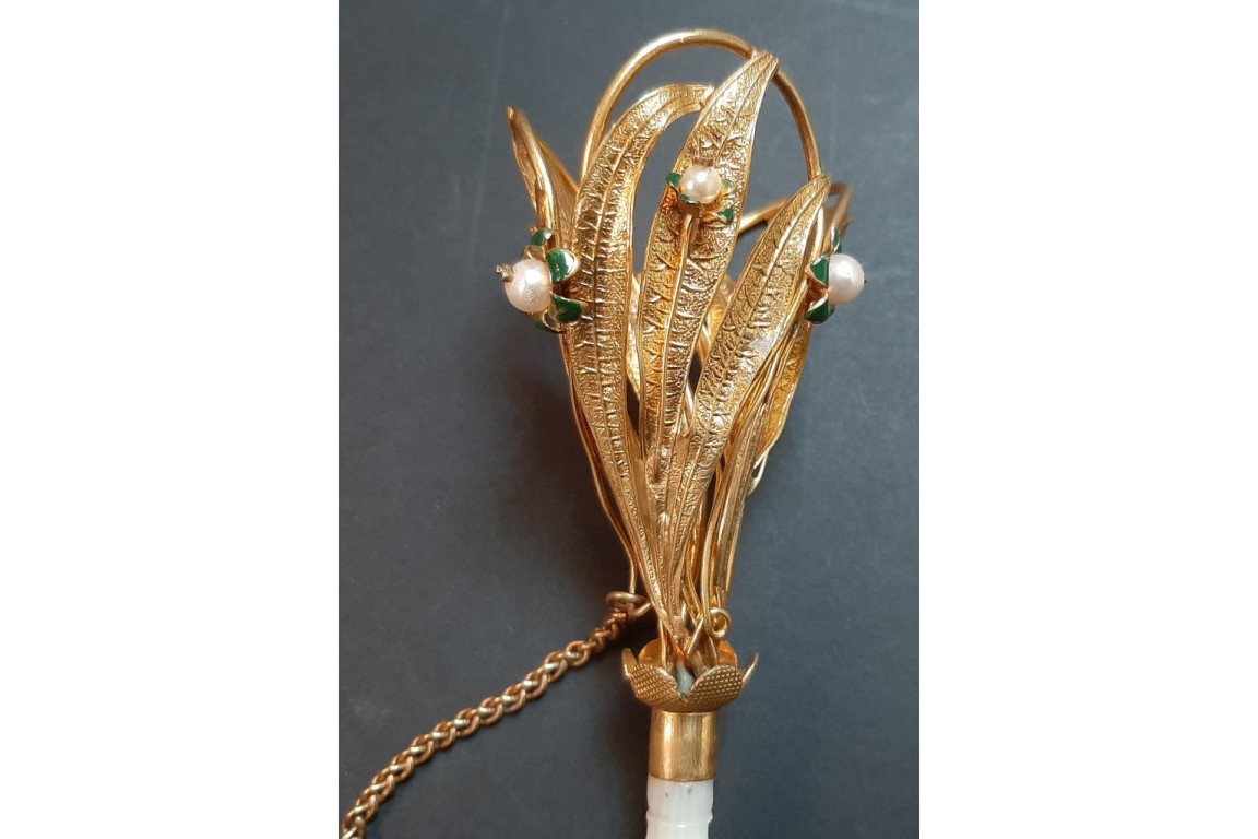 Bouquet holder, 19th century