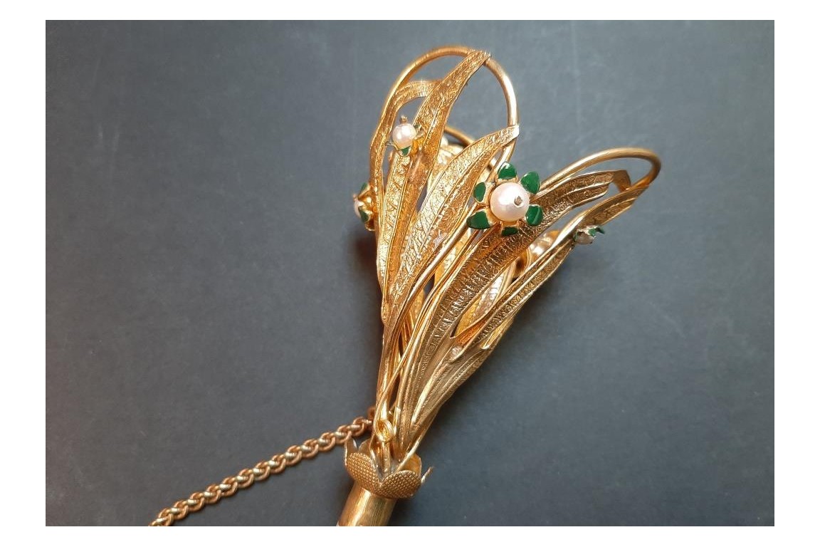 Bouquet holder, 19th century