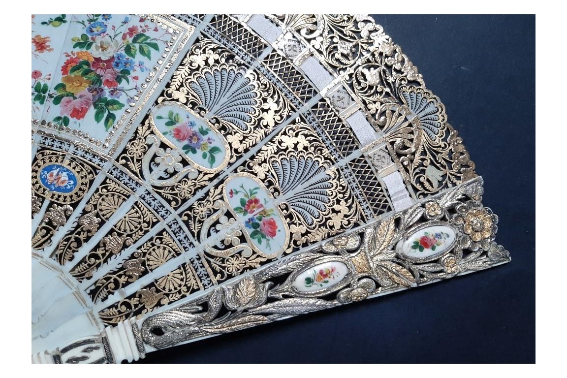 Le nid, éventail vers 1840