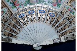 Le nid, éventail vers 1840