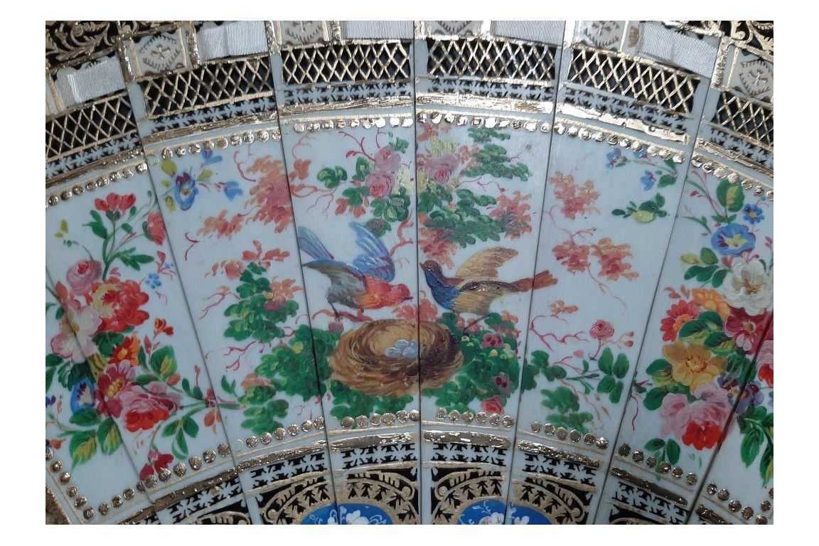 Le nid, éventail vers 1840