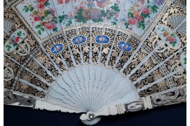 The nest, fan circa 1840