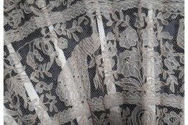 Paons et muguets, éventail fin XIXème siècle