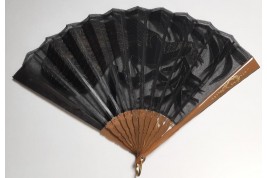 Scintillating bird-of-paradise, fan, circa 1900-10