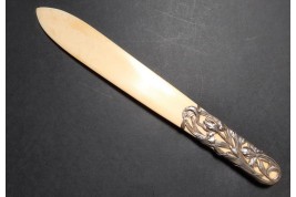 Iris, paper cut by Eugène Lefebvre, Art Nouveau period