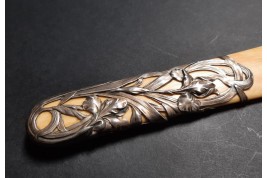 Iris, paper cut by Eugène Lefebvre, Art Nouveau period