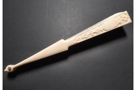 Le savoir-faire des fabricants d'éventails d'Espagne, éventail vers 1870