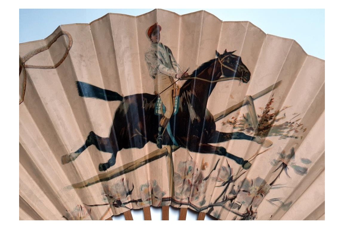 Course hippique de saut d'obstacle, éventail vers 1890