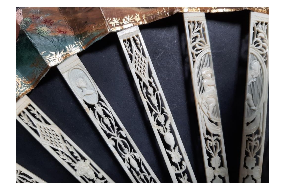 The gardening harvest. Fan circa 1790