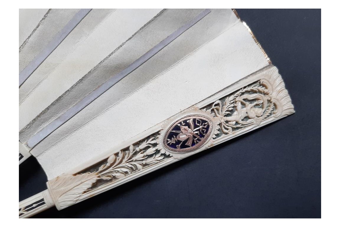 The gardening harvest. Fan circa 1790