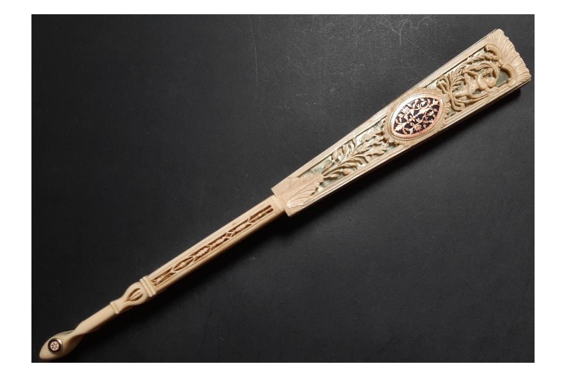 The gardening harvest. Fan circa 1790