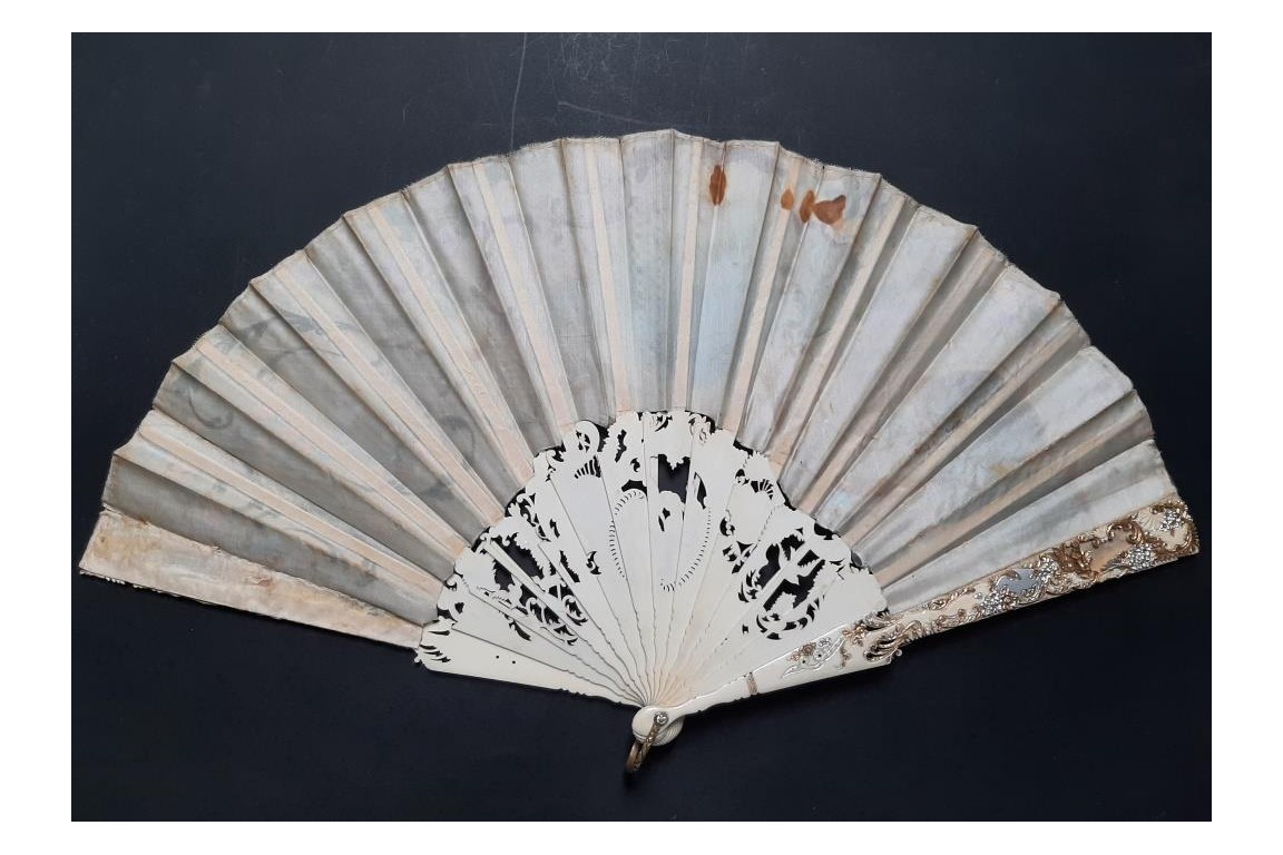 Connivence sororal, fan circa 1900