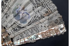 Cupidon amoureux, éventail fin XIXème siècle
