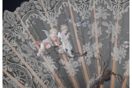 He loves me, he loves me not... Fan circa 1890