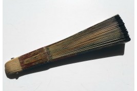 To the rhythm of love, fan circa 1900