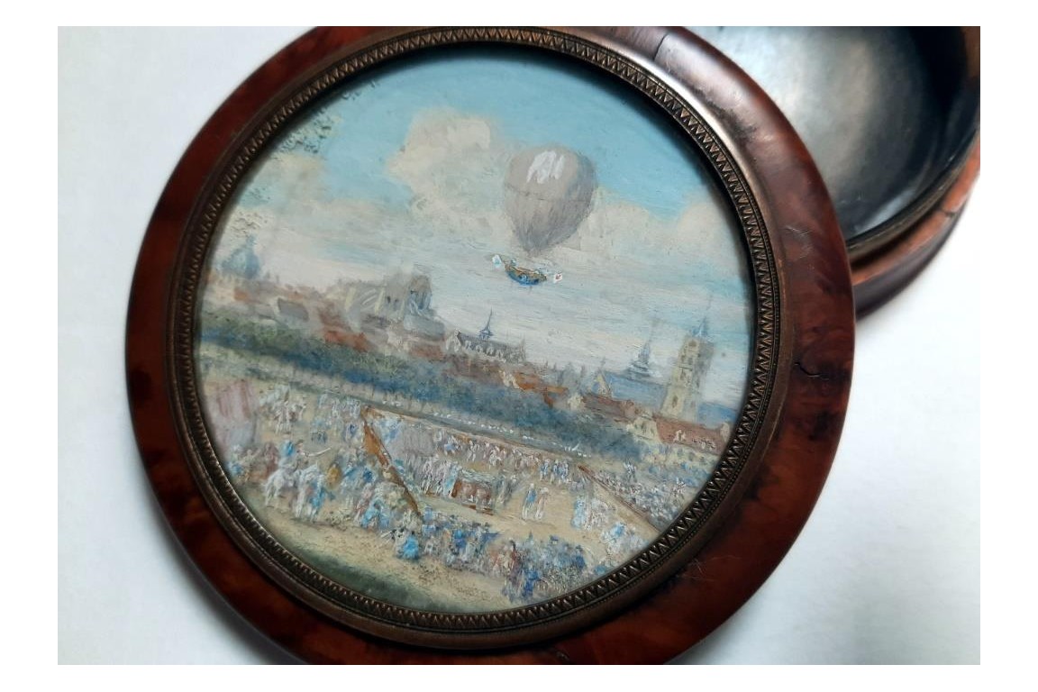 Le globe aérostatique des Tuileries, tabatière à la montgolfière, 1783