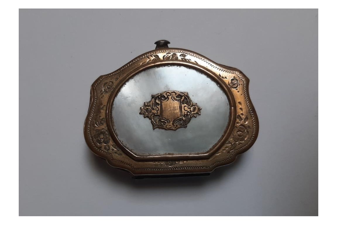 From the Concorde to the Arc de Triomphe, purse circa 1840
