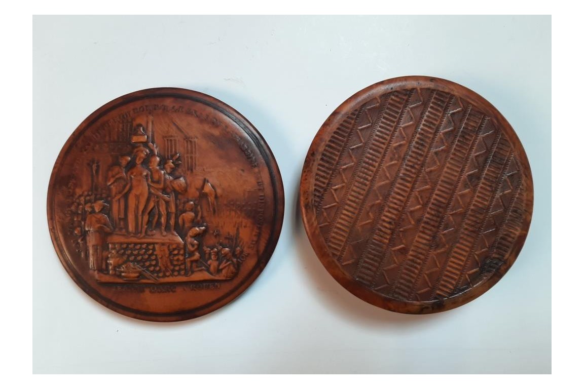 Joan of Arc at the stake, snuffbox early 19th century