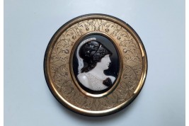 Minerve en guerrière. Tabatière du Grand Tour, Italie, vers 1800-1820