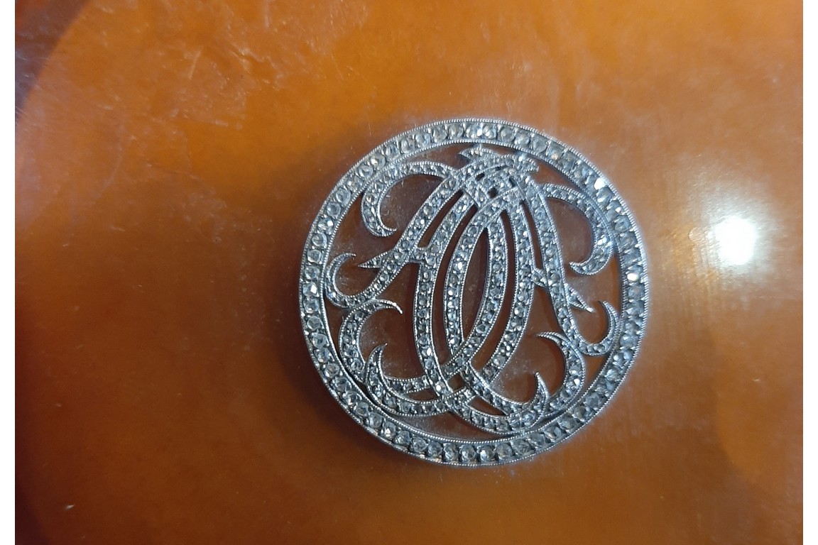 Précieux poudrier, période Art Déco