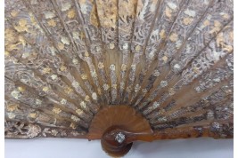 Love and royal arms, fan circa 1760