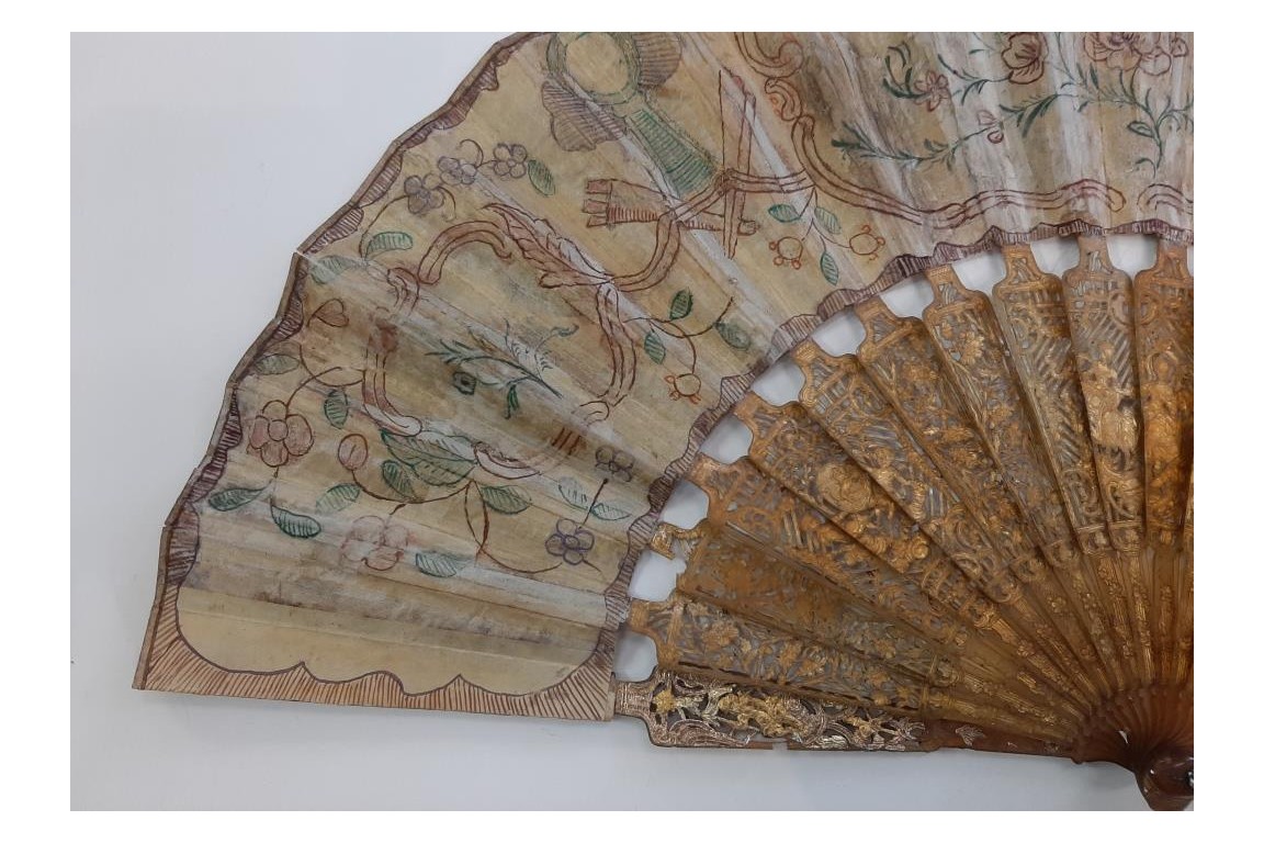 Love and royal arms, fan circa 1760