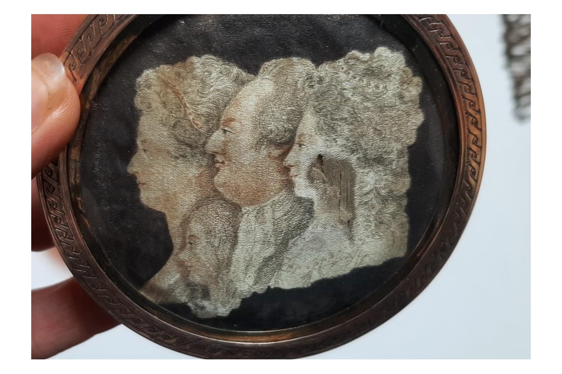 The royal family, snuffbox late 18th century