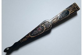 Galanterie au mica, éventail vers 1860