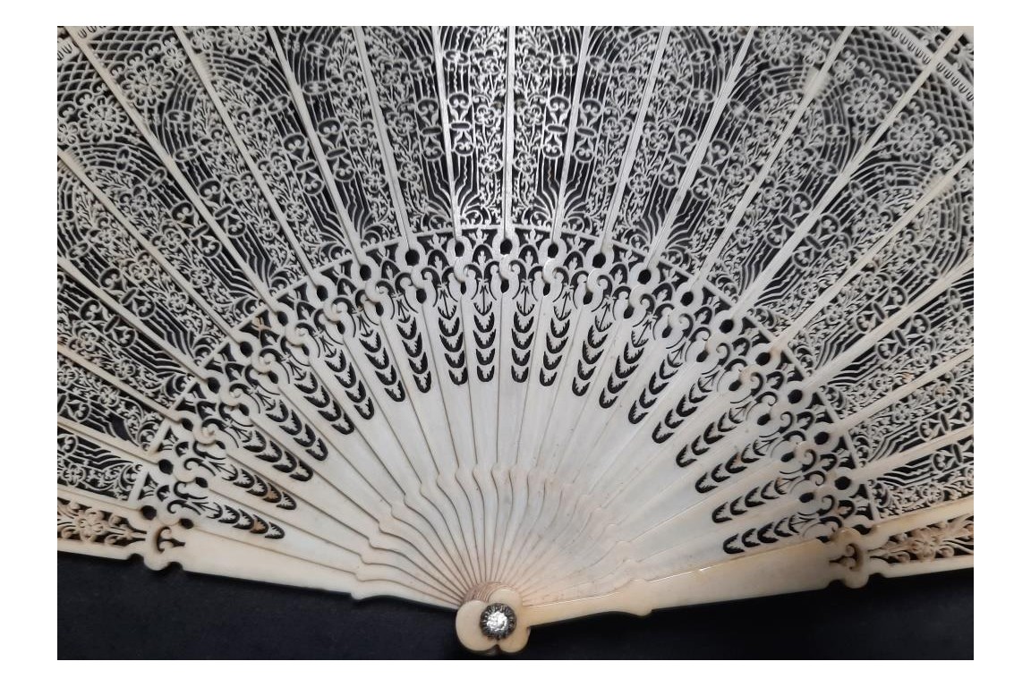 Gothic cathedral, fan circa 1825-35