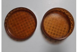 Points d'or et écaille blonde. Tabatière XIXème