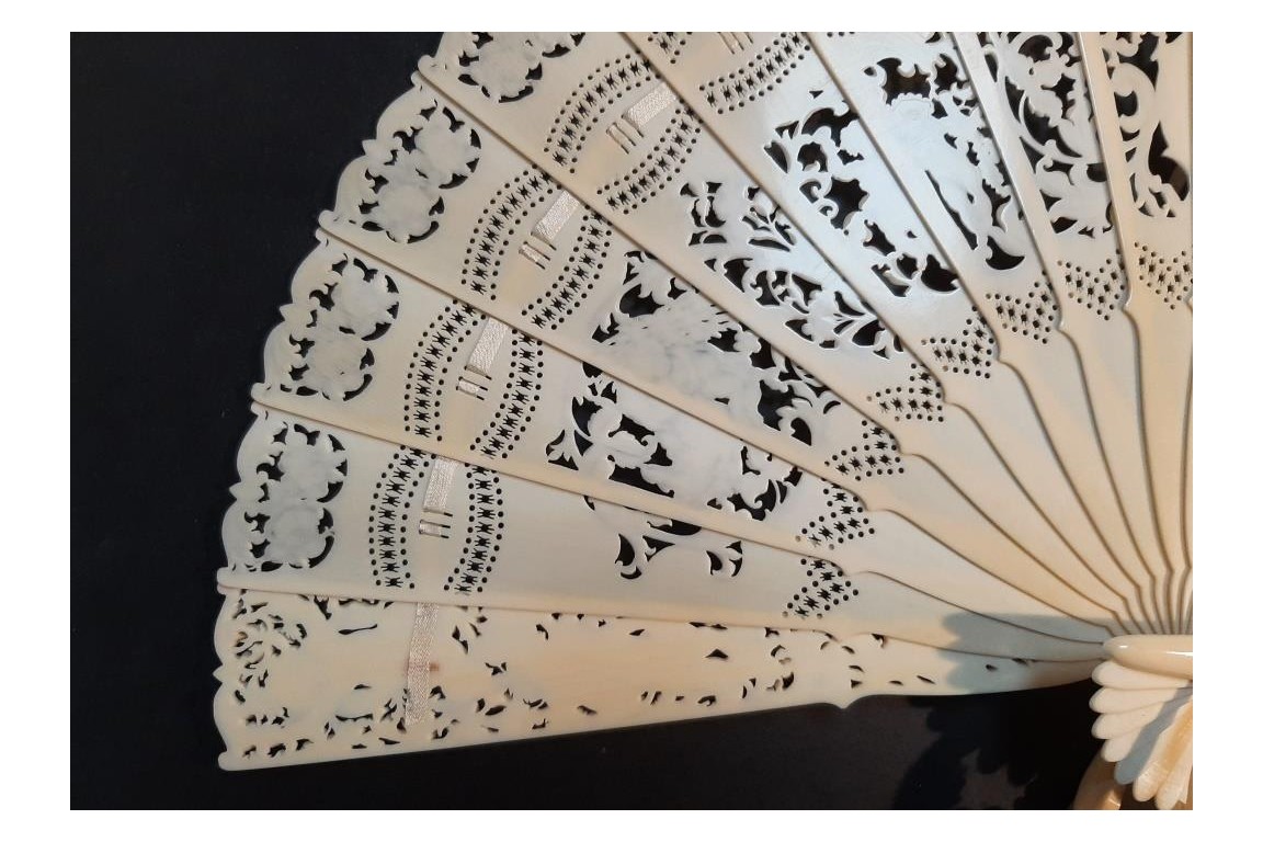 The four seasons of Love, fan circa 1870-1900