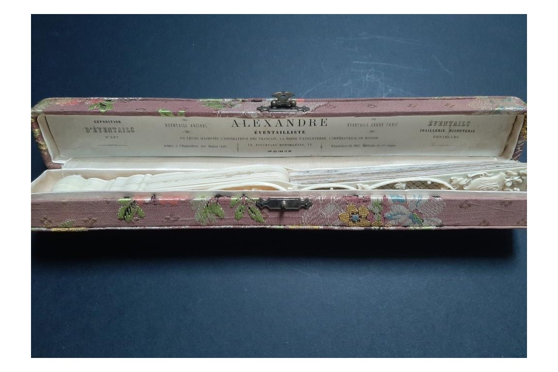 Timidité amoureuse, éventail d'Edouard Lièvre vers 1860-70