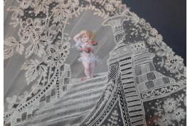 Sedan chair by Rodigue. Lace fan, circa 1890-95