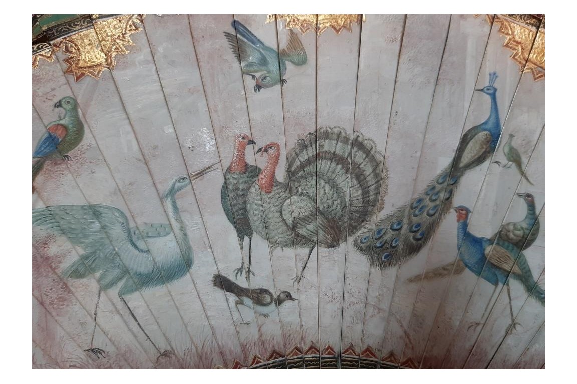 Merveilleux oiseaux, éventail vers 1690
