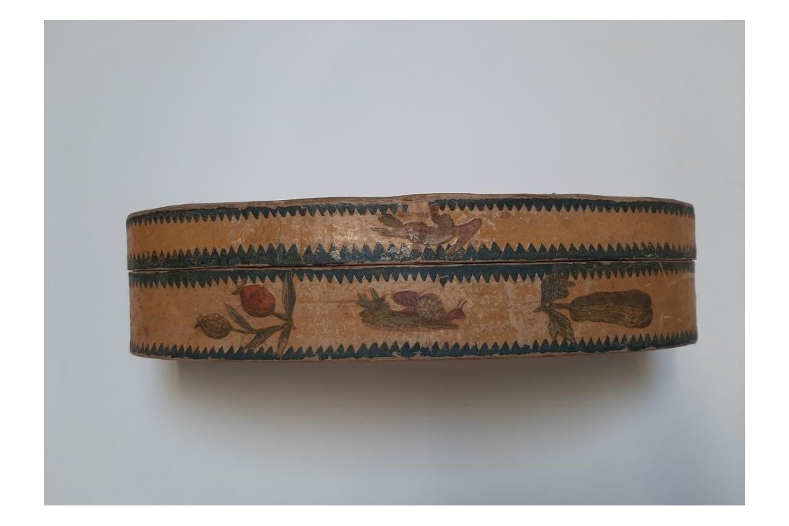 Small galant concert,  18th century arte povera box