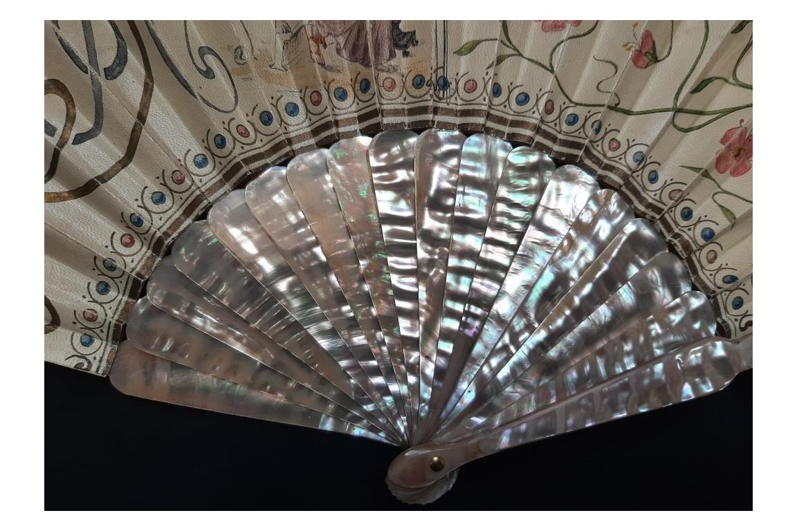 Mandolin player, Art Nouveau fan