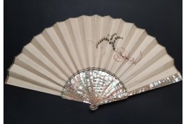 Mandolin player, Art Nouveau fan