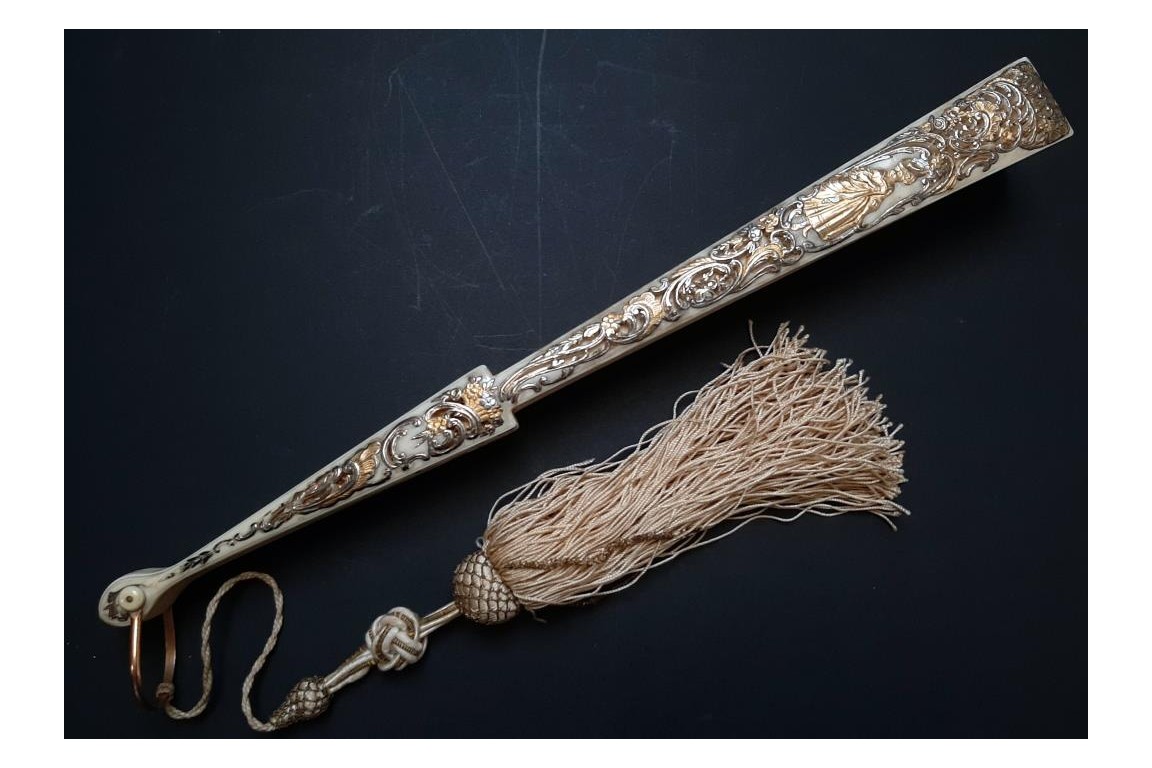 Nymphe à la flute de pan, éventail de Cécile Chennevière-Gaudez vers 1880