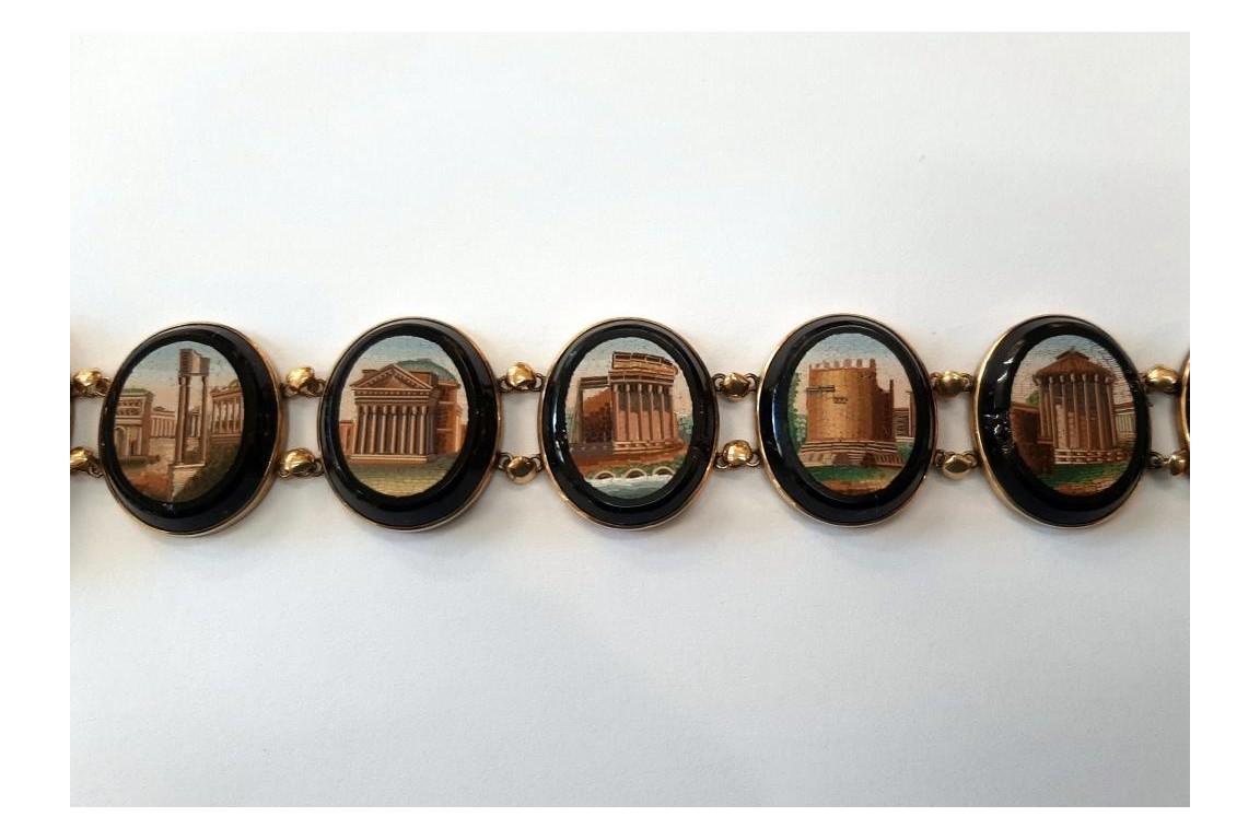 Souvenir of the Grand Tour, micro-mosaic bracelet, early 19th century