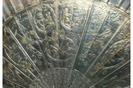 L'amour naissant, éventail d'époque Louis XV