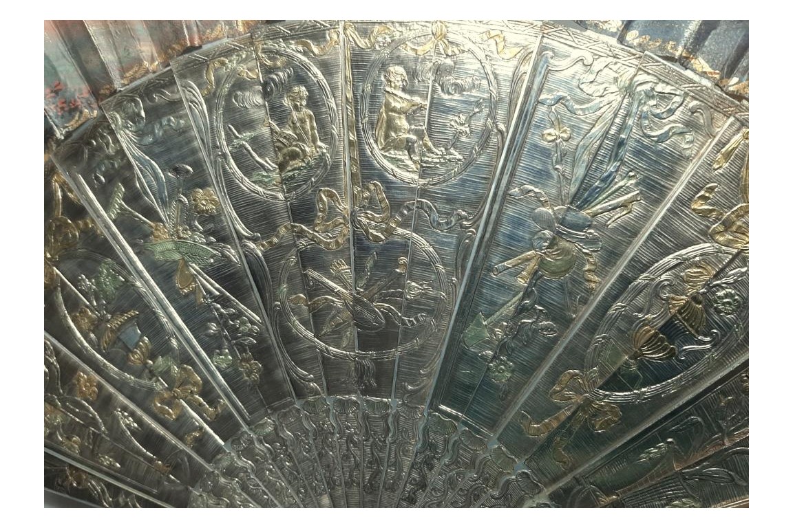 L'amour naissant, éventail d'époque Louis XV