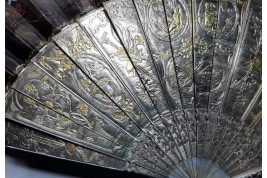 L'amour naissant, éventail d'époque Louis XV