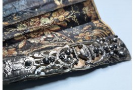 L'amour naissant, éventail d'époque Louis XV