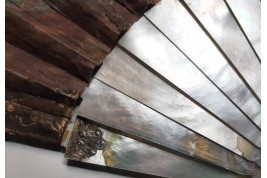 L'amour naissant, éventail d'époque Louis XV