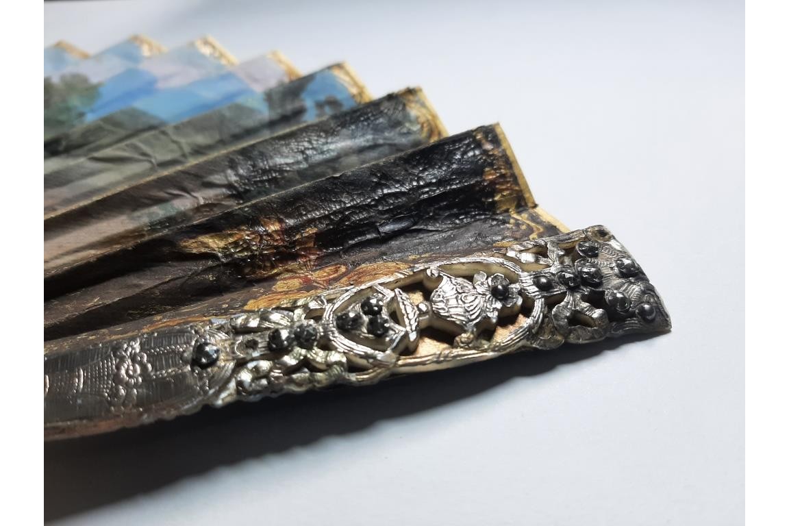 L'amour naissant, éventail d'époque Louis XV