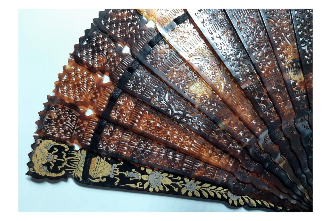 Chinese bats, 19th century fan